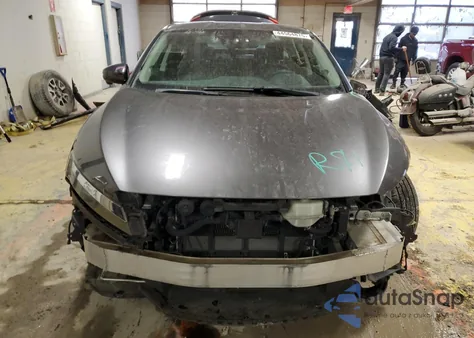 2018 Honda Clarity z USA, uszkodzony, nr VIN JHMZC5F16JC004368